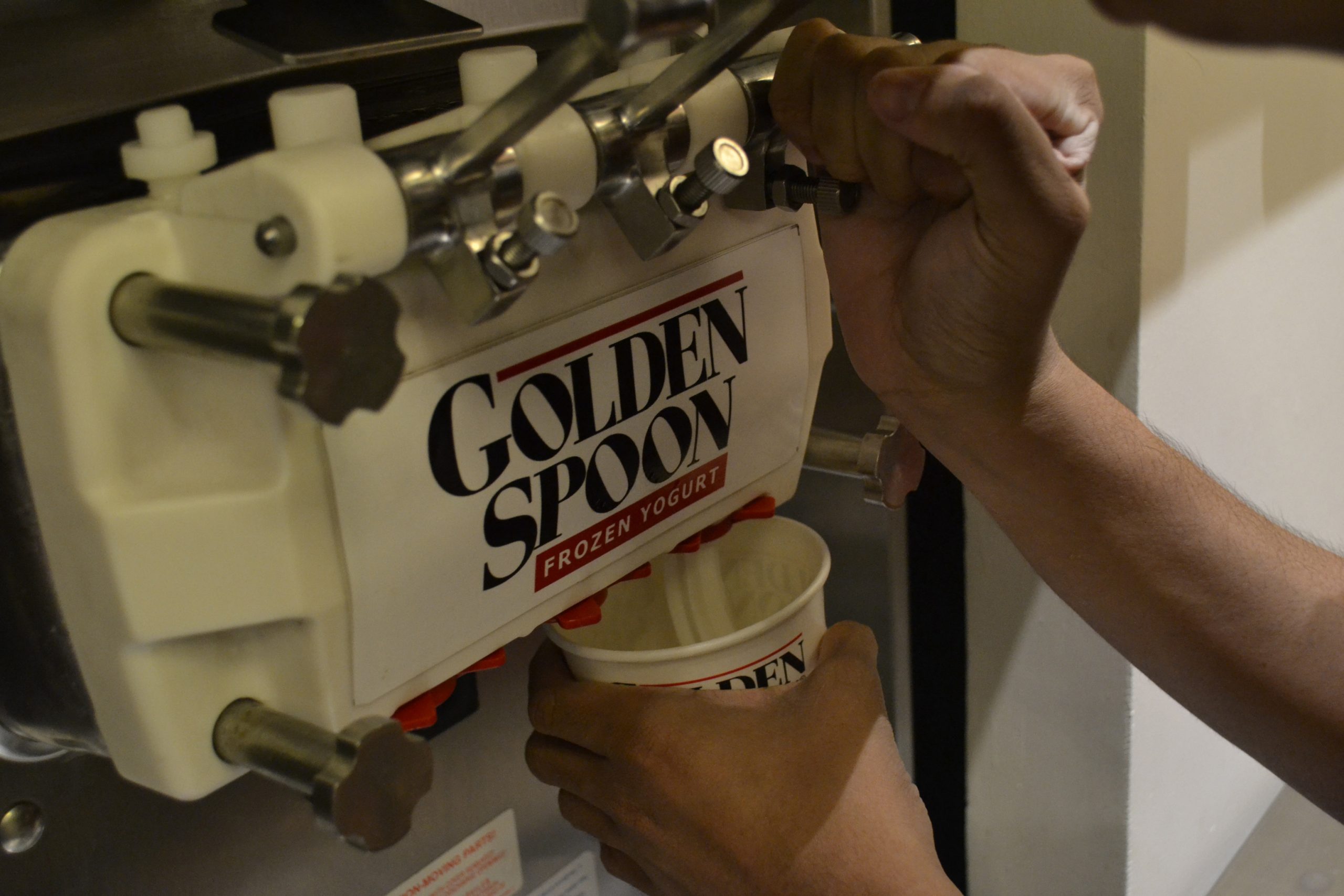 Golden Spoon Frozen Yogurt launches Weightless Pricing! AJ San Pedro