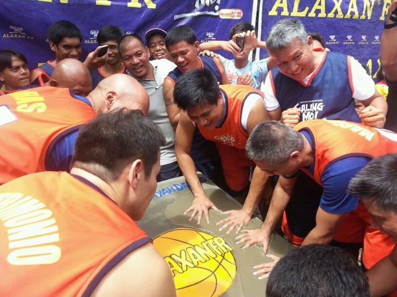 Alaxan FR: For the community, by the community
